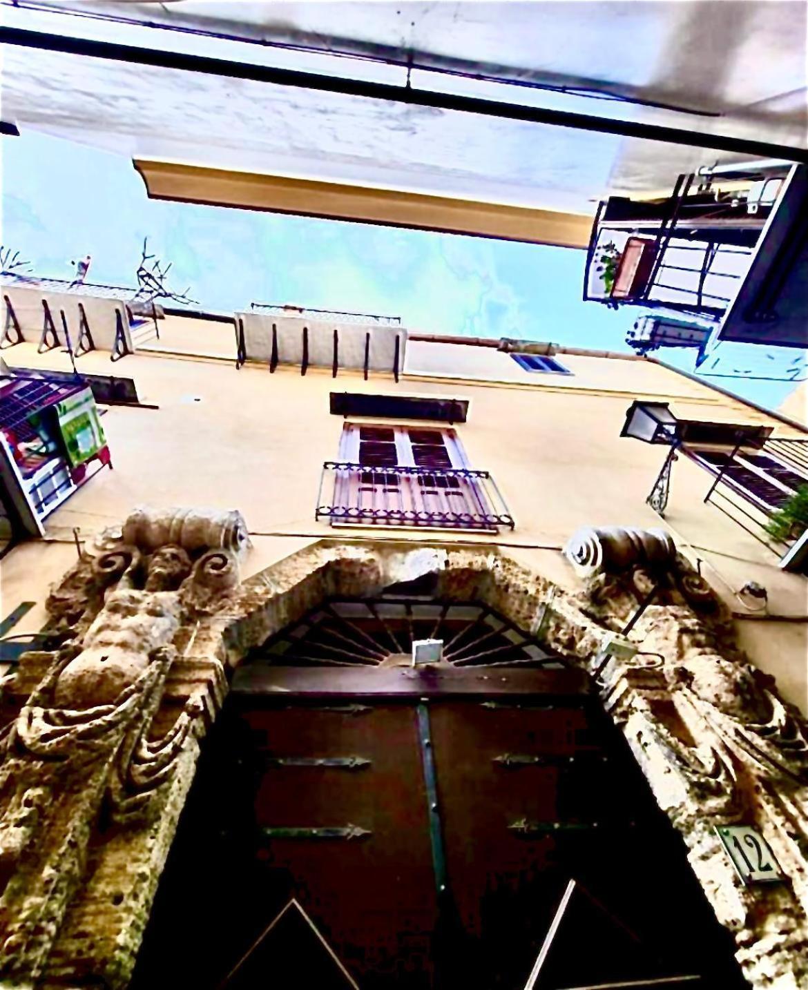 Palazzo Barone Muzio Apartment Палермо Екстериор снимка